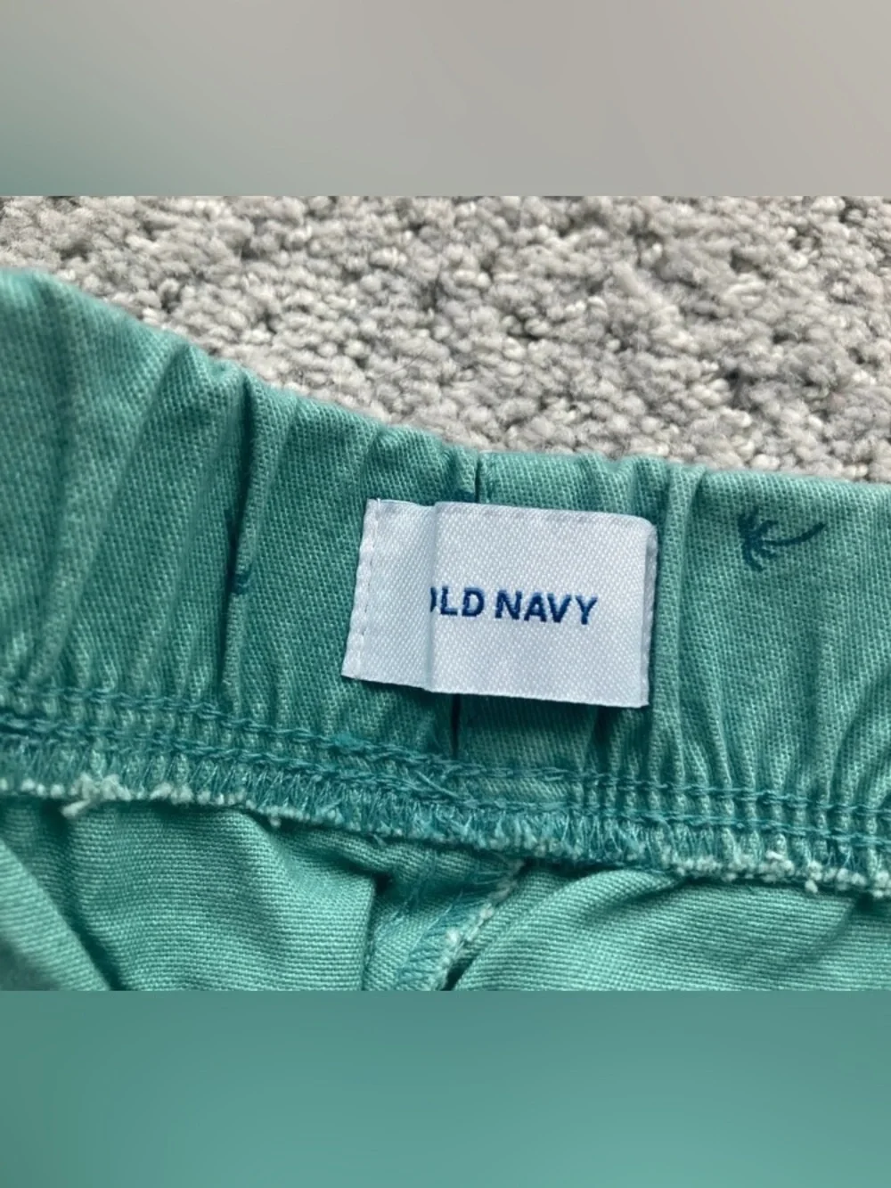 Old Navy Teal Green Palm-Print Drawstring Shorts